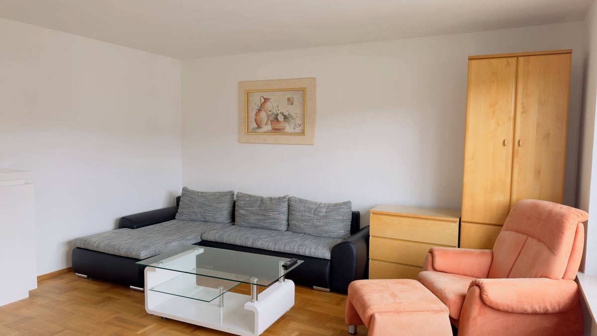 Adelsried Apartment | Apartment 'Ferienwohnung Adelsried 2' with Wi-Fi
