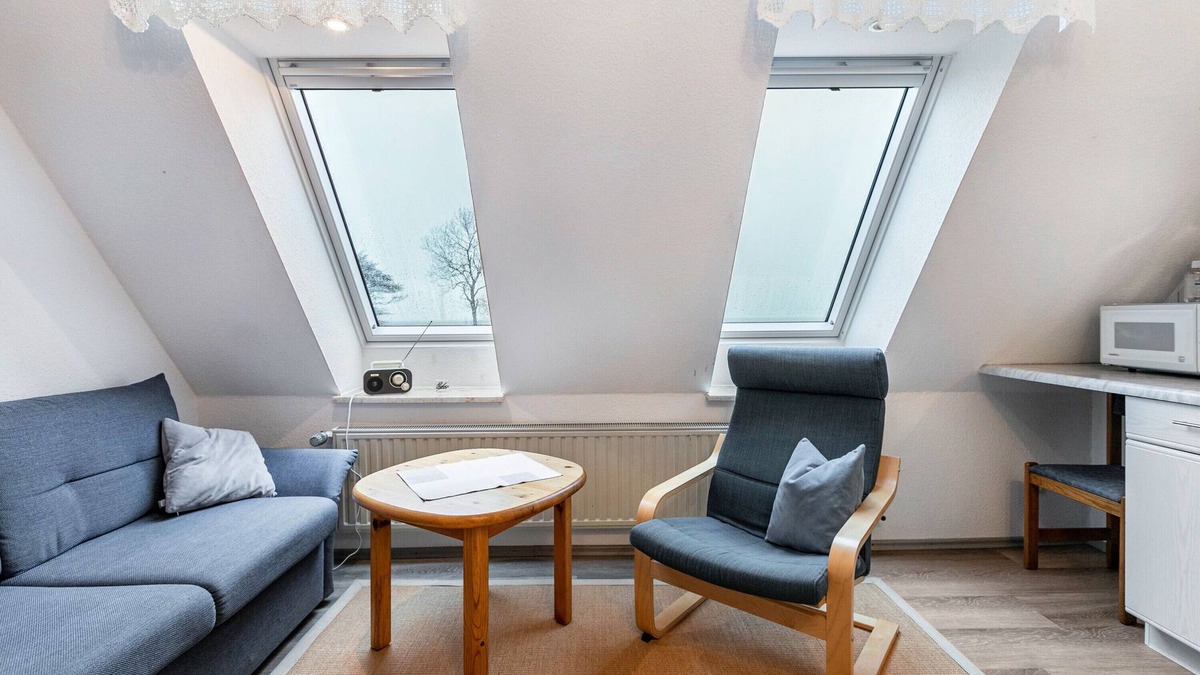 Bordelum Apartment | Apartment 'Ferienwohnung 4 Schwalben' with Shared Garden and Wi-Fi