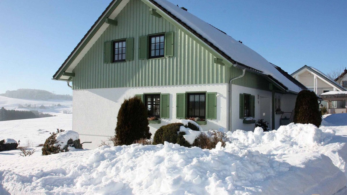 Breitnau Apartment | Apartment 'Ferienwohnung Ketterer' with Mountain View, Private Terrace and Wi-Fi