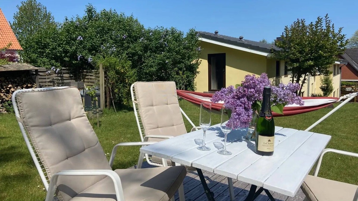 Gotheby Apartment | Apartment 'Ferienwohnung An Der Schlei Oben' with Shared Terrace, Shared Garden and Wi-Fi