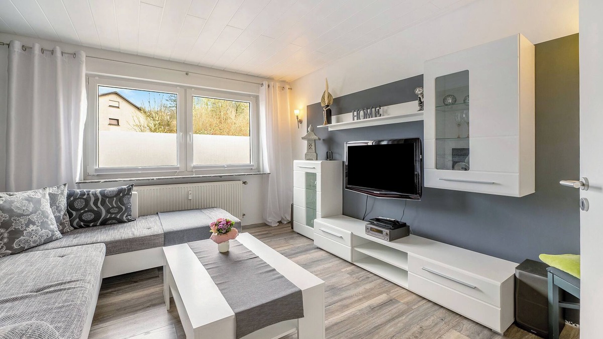 Illingen Apartment | Apartment 'Ferienwohnung My Suite Home' with Wi-Fi