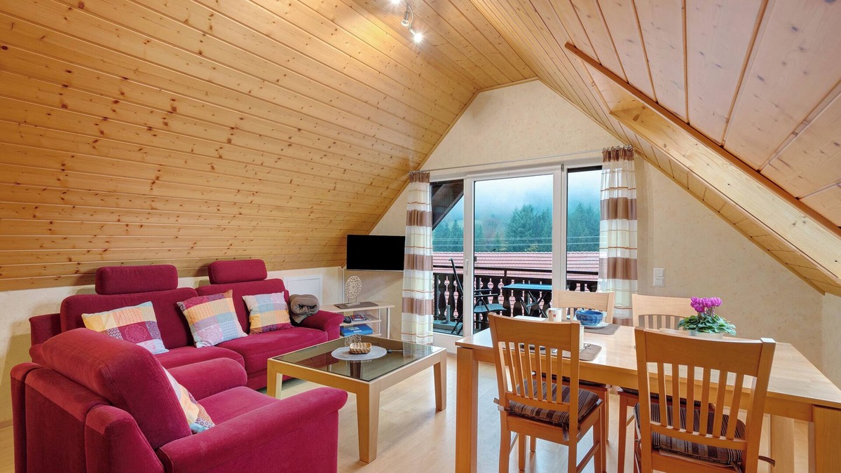 Elzach Apartment | Apartment 'Ferienwohnung Rose Mit Balkon' with Shared Garden, Balcony and Wi-Fi