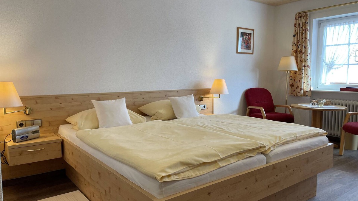 Todtnau Apartment | Apartment 'Ferienwohnung Belchen' with Balcony and Wi-Fi