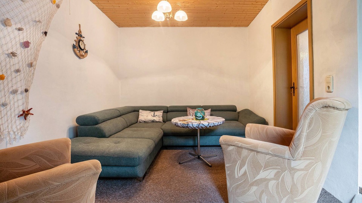 Krebsow Apartment | Apartment 'Ferienwohnung Wilhelm' with Private Terrace
