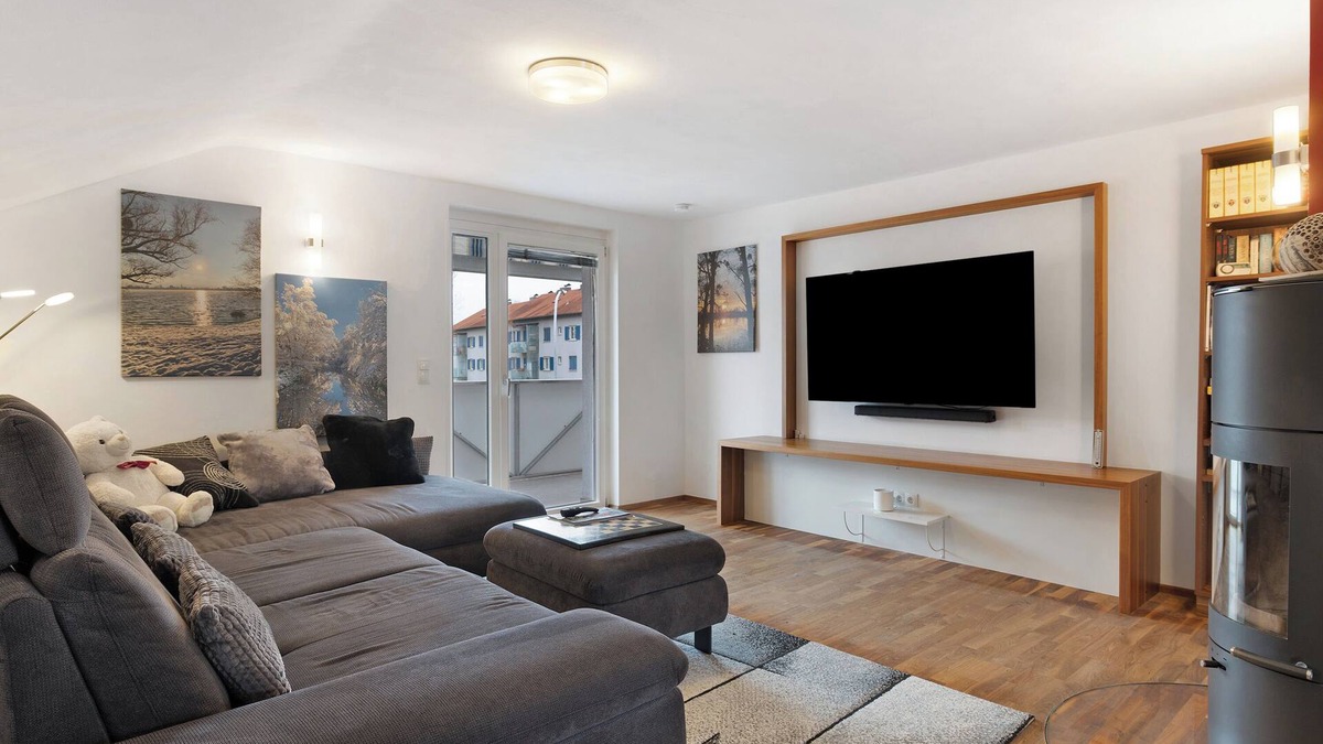 Hard Apartment | Apartment 'Ferienwohnung Rheintal Hard' with Balcony and Wi-Fi