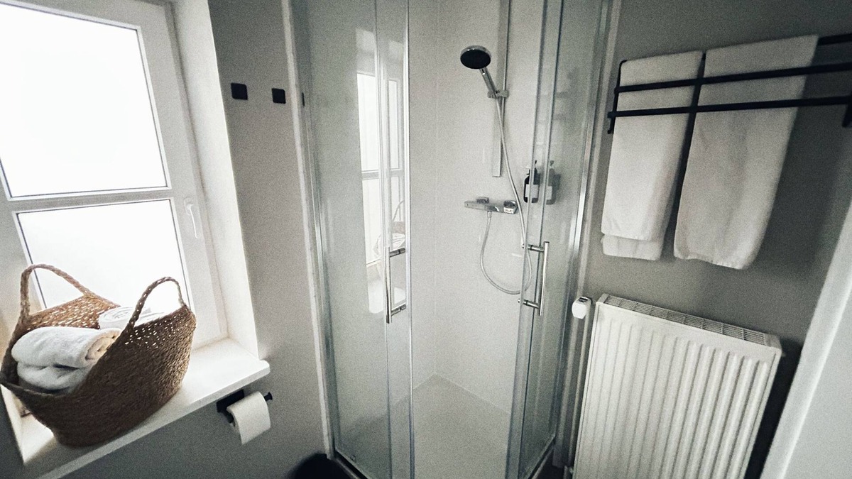 Schweiburg Apartment | Apartment 'Ferienwohnungbykatha' with Wi-Fi