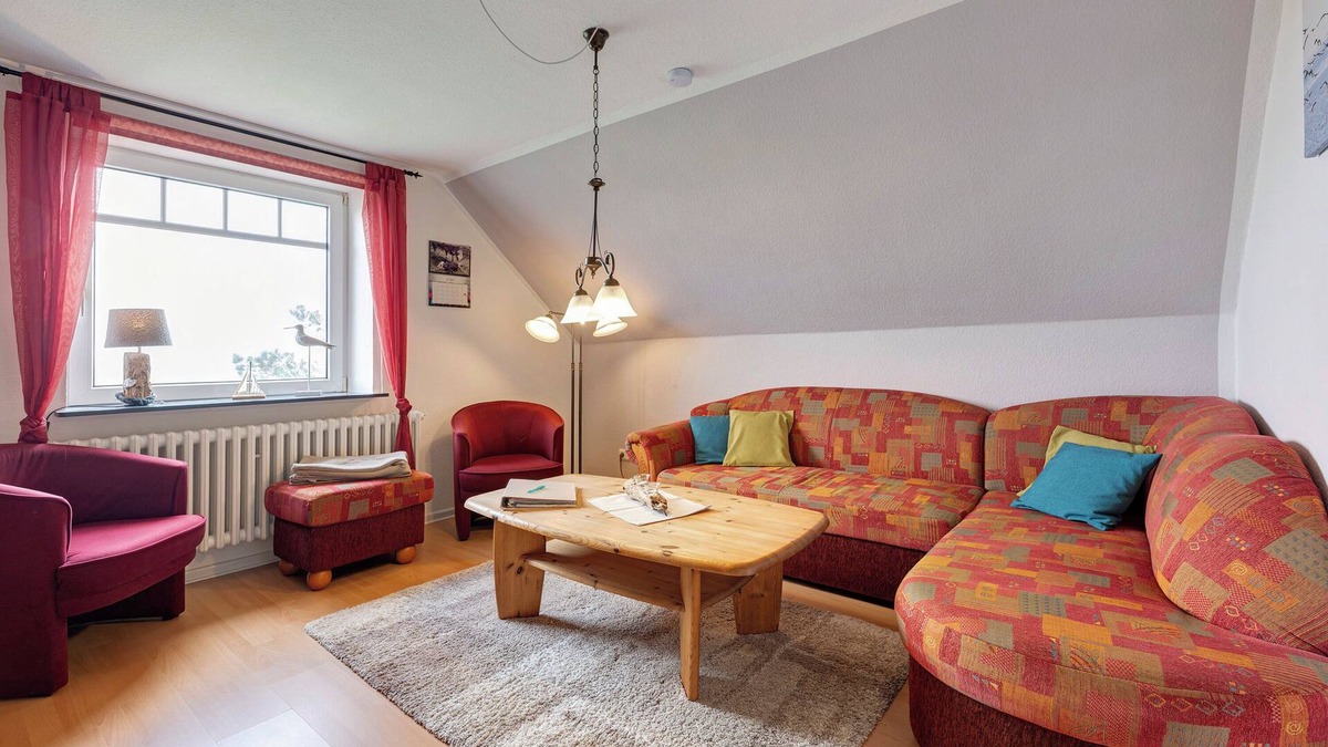 Langeneß Apartment | Apartment 'Flut' with Shared Garden and Wi-Fi