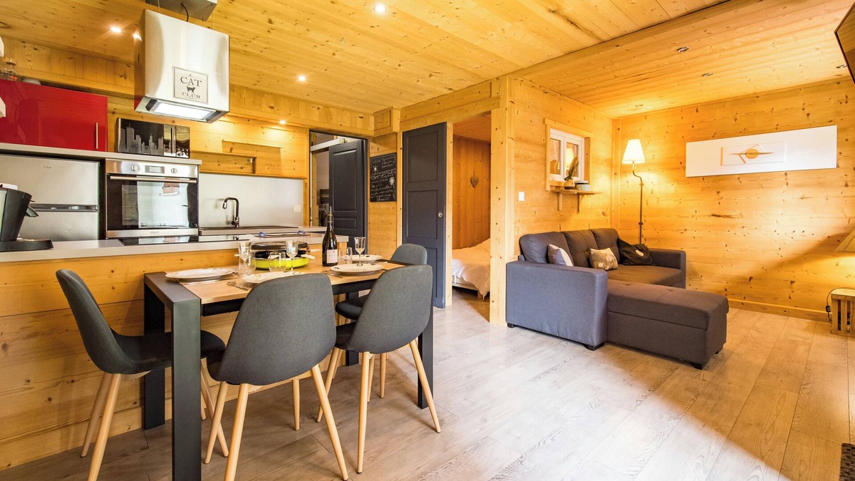 Albiez-le-Vieux Apartment | Apartment for 4 - 6 people in Albiez-Montrond