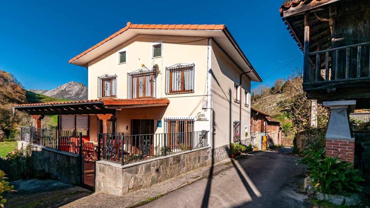 Puente Nuevo House | Apartment for 4 people, in the countryside, 15 km from Oviedo and Gijón