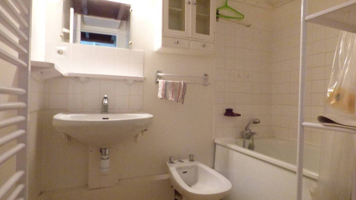 Arette Apartment | Apartment for 6, direct slope access, balcony, elevator