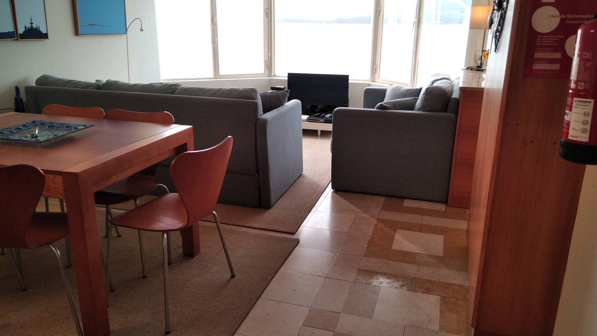 Lanhelas Apartment | Apartment for 6 guests - View of sea and river- 200 m from the