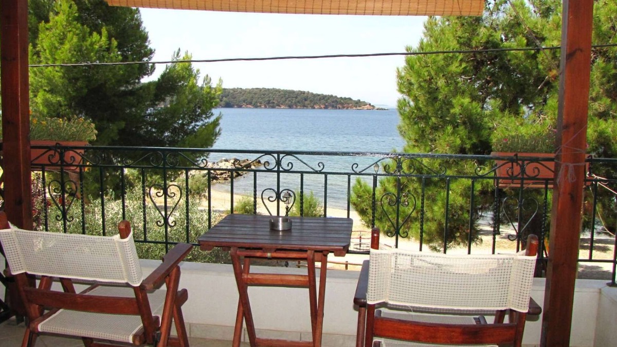 Milina Apartment | Apartment for 7 people in Milina Pelion
