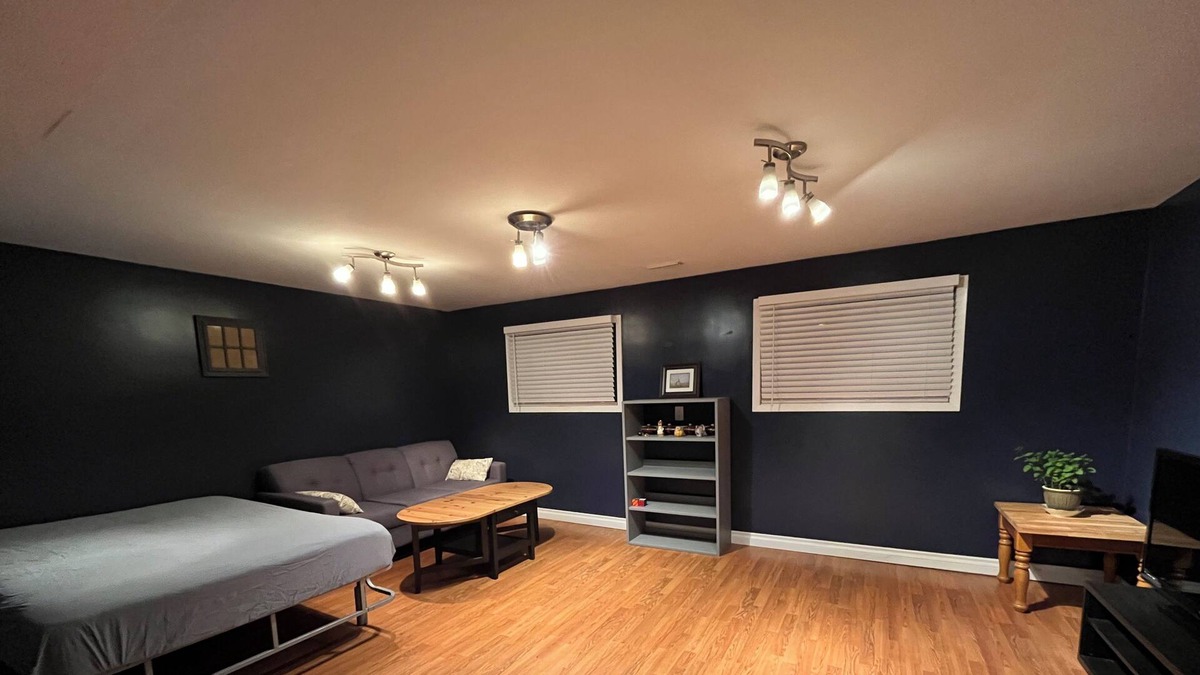 Port Weller West Apartment | Apartment for Family Vacation or Short Term Rental in St Catharines, Niagara