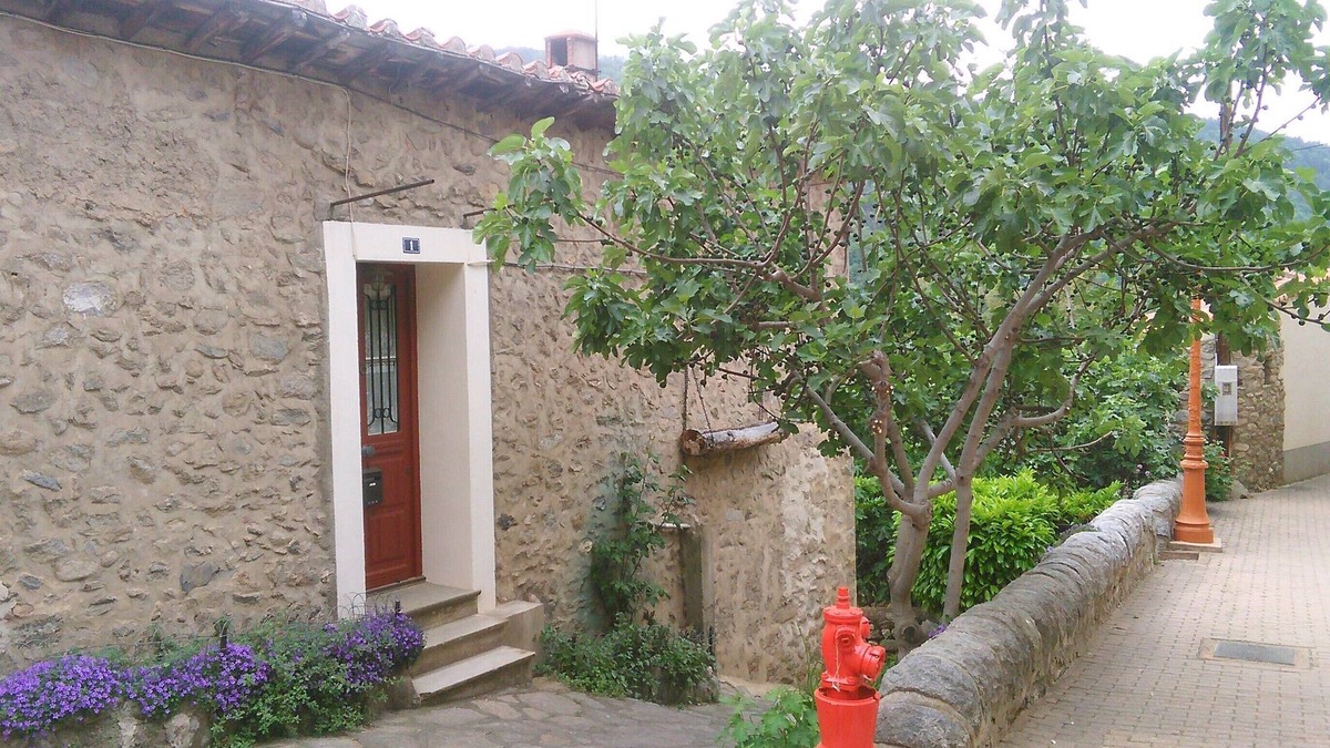 Vernet-les-Bains Apartment | APARTMENT for 2 people/FREE WIFI/Garden/Old Village/Comfort TT