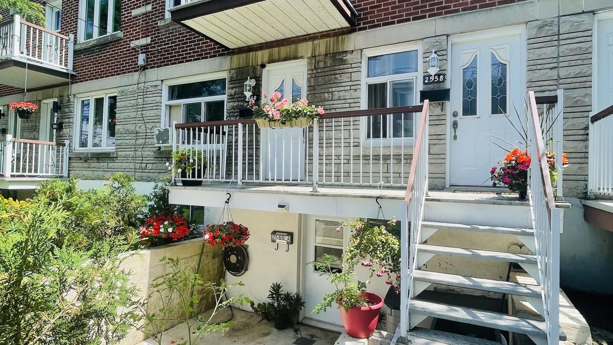 Villeray—Saint-Michel—Parc-Extension Apartment | Apartment for rent in Montreal