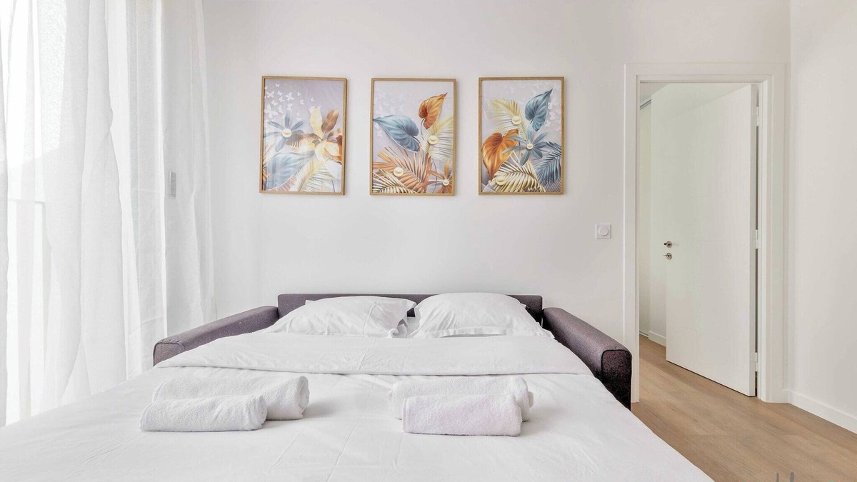 Champigny-sur-Marne Apartment | Apartment with balcony in Paris
