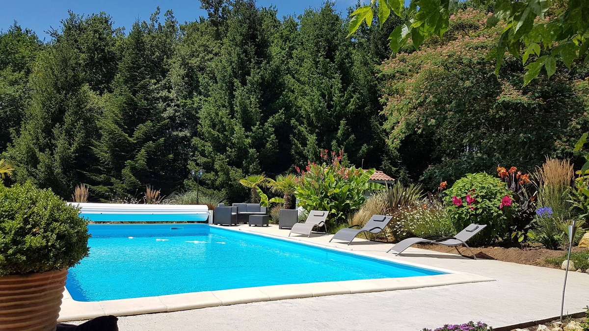 Lucbardez-et-Bargues Apartment | Apartment completely renovated in an old dependence