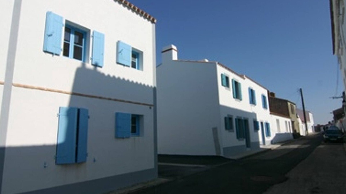 Noirmoutier-en-l'Ile Apartment | Apartment in Noirmoutier for 4 people with parking