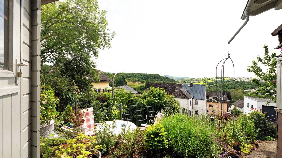 Kadenbach Apartment | Apartment "Fuchs" with Private Garden & Wi-Fi