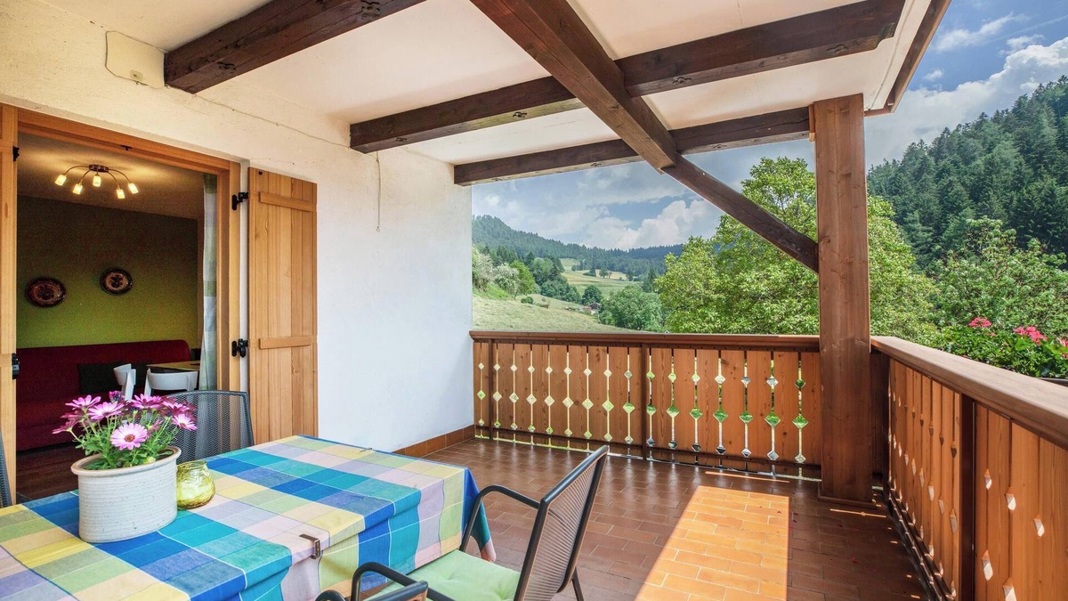 Trodena Apartment | Apartment "Gabrielli Marie" with Mountain View, Wi-Fi, Terrace & Garden
