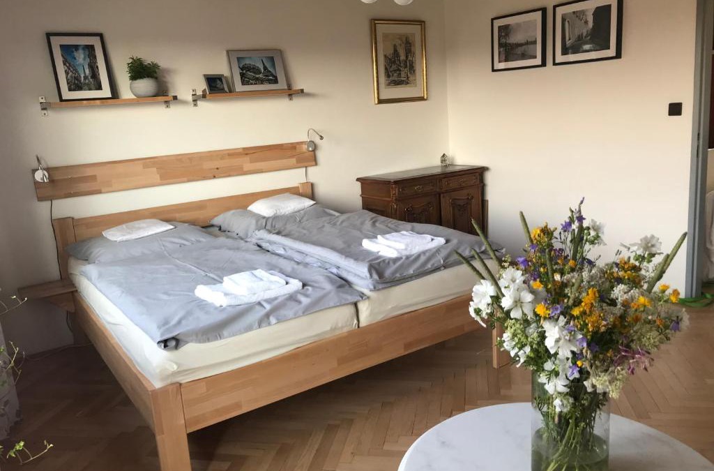 Prague 12 Apartment | Apartment Garden