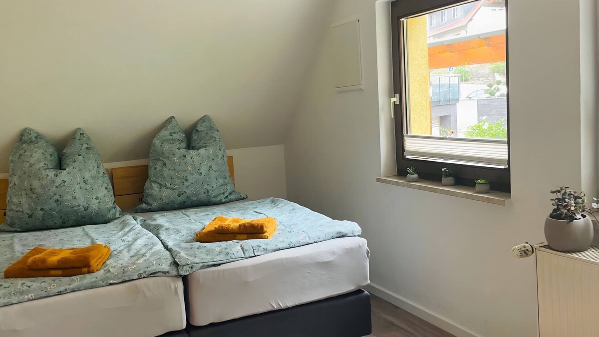Wingerode Apartment | Apartment 'Gaßmann' with Shared Garden, Balcony and Wi-Fi