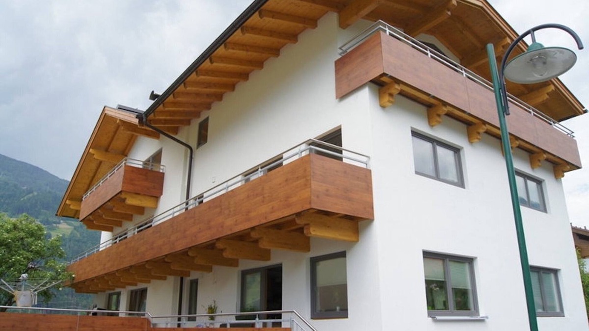 Stumm Apartment | Apartment "Gertis Top 1" with Mountain View, Wi-Fi & Balcony