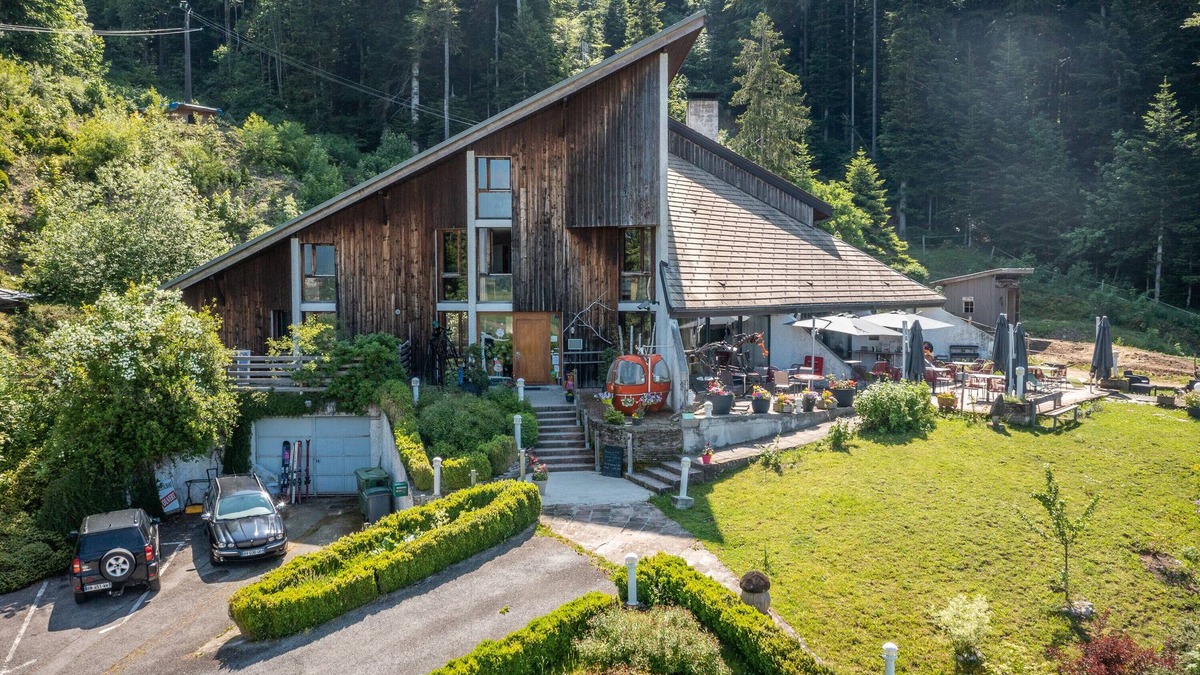 Bogeve Apartment | Apartment "Gîte Le Jorat - Studio" with Mountain View & Wi-Fi