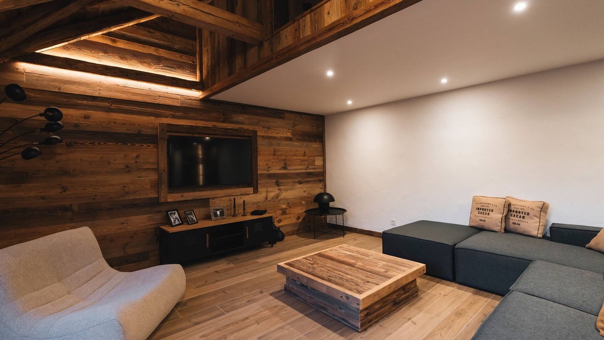 La Tour Apartment | Apartment 'Gîte Maria' with Mountain View, Wi-Fi and Air Conditioning