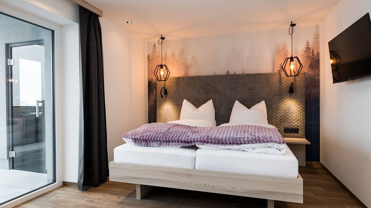 Grossarl Apartment | Apartment "Grauzone Grossarl Nr. 5 Mountain" with Mountain View, Private Terrace and Wi-Fi