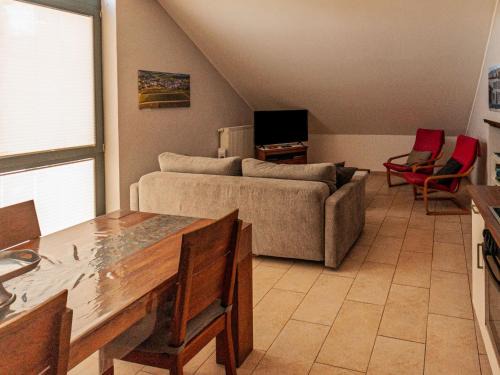 Greiveldange Apartment | Apartment Greiweldenger Leit As by Interhome