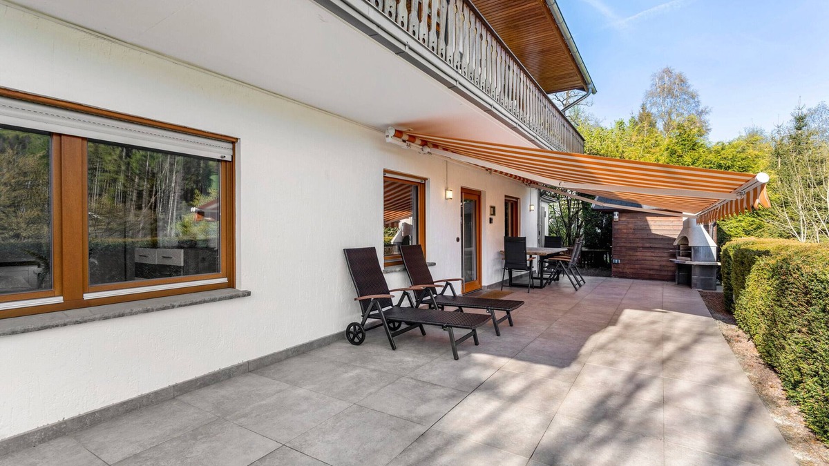 Heringhausen Apartment | Apartment 'Grete' with Mountain View, Private Terrace and Wi-Fi