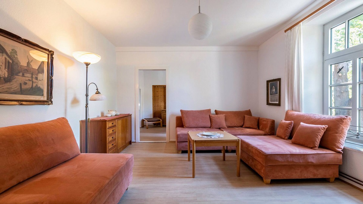 Schulp Apartment | Apartment 'Große 1' with Shared Garden and Wi-Fi