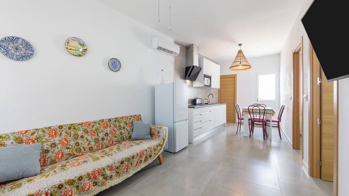 Fernan Perez Apartment | Apartment 'Habitaciones' with Mountain View, Wi-Fi and Air Conditioning