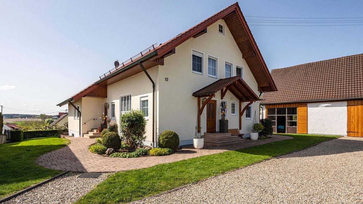 Rettenbach Apartment | Apartment 'Handlesbauer' with Private Garden, Balcony and Wi-Fi