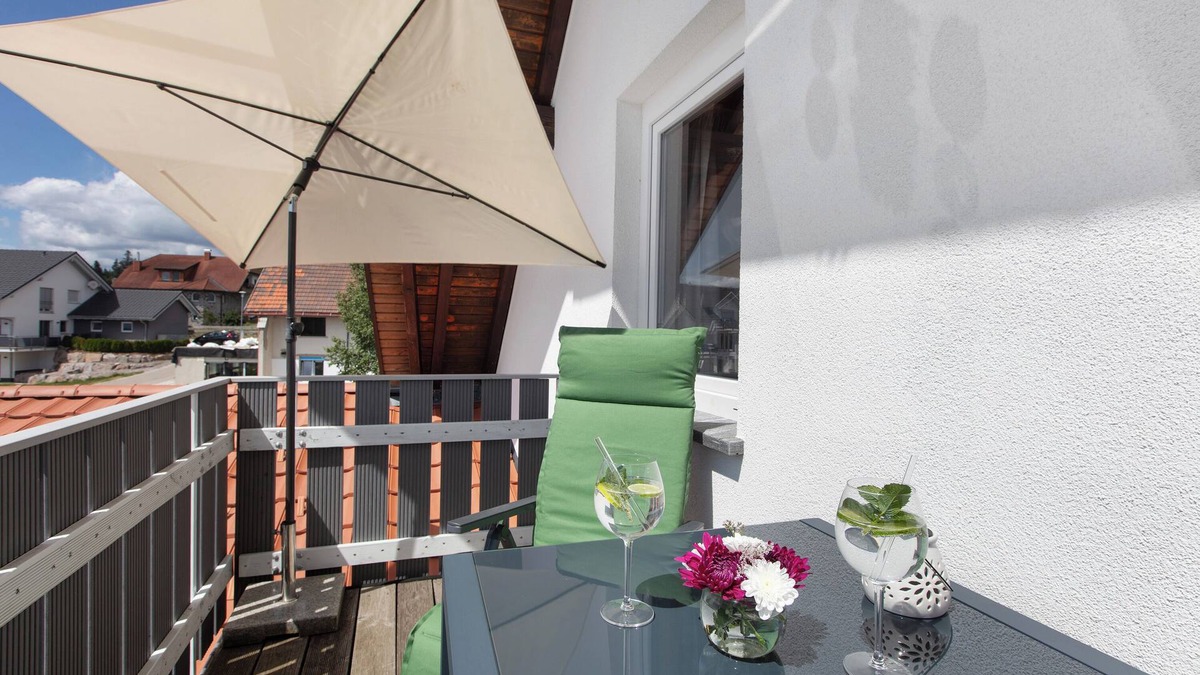 Hoechenschwand Apartment | Apartment 'Haus Freudig - Tannenblick' with Shared Garden, Balcony and Wi-Fi