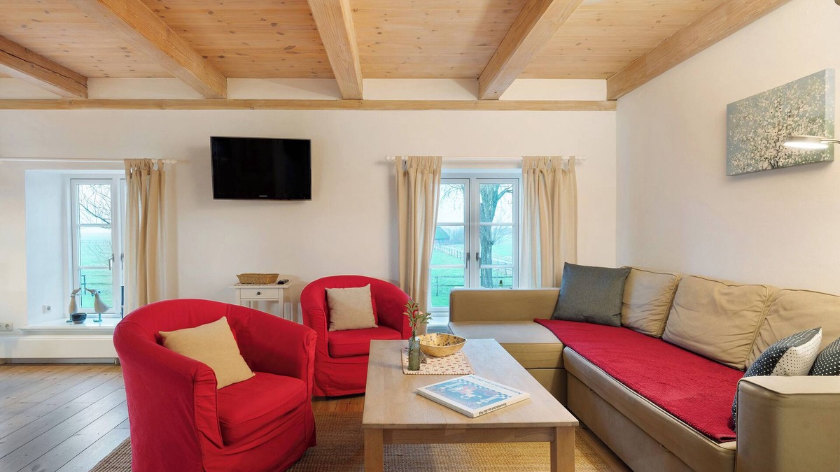 Hillgroven Apartment | Apartment 'Haus Mühlenhof 3' with Shared Terrace, Private Garden and Wi-Fi