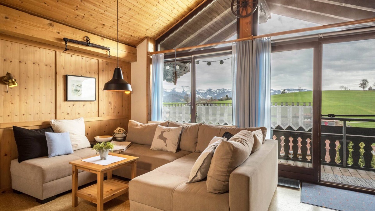 Stiefenhofen Apartment | Apartment "Haus Sonnenhang 3" with Mountain View, Garden & Wi-Fi
