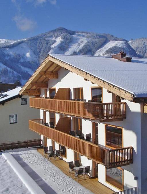 Thumersbach Apartment | Apartment Haus Sonne by Interhome