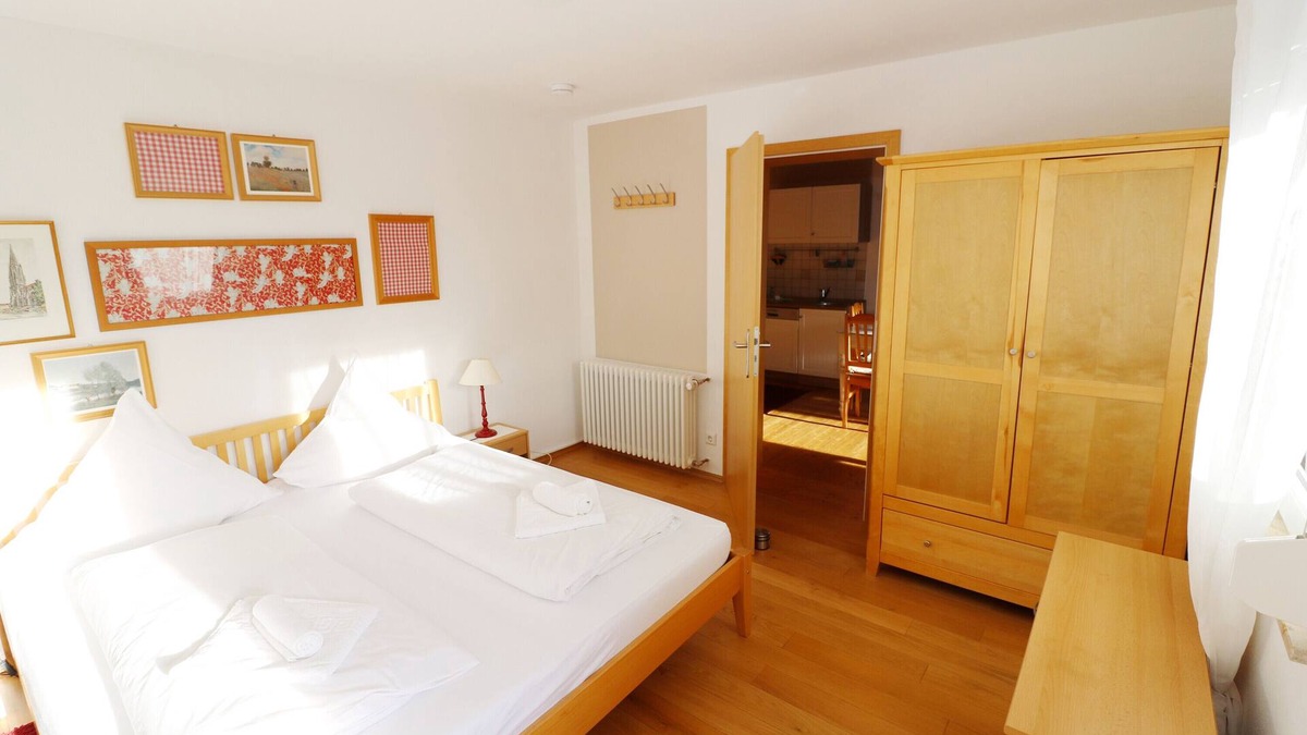 Falkau Apartment | Apartment 'Haus Wintersonne - FeWo Auerhahn' with Shared Garden, Balcony and Wi-Fi