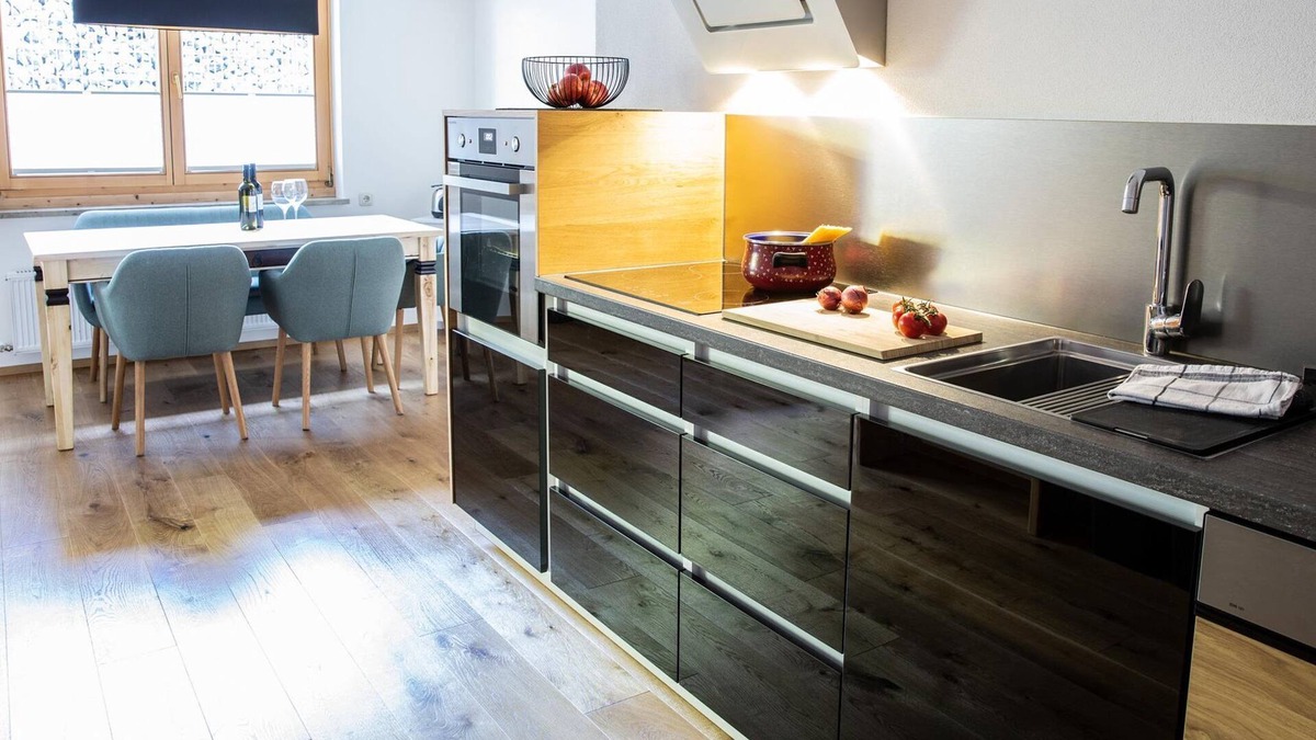 Hirschegg Apartment | Apartment hay: mountain: view - apartment / apartment, shower, toilet, 3 bedrooms