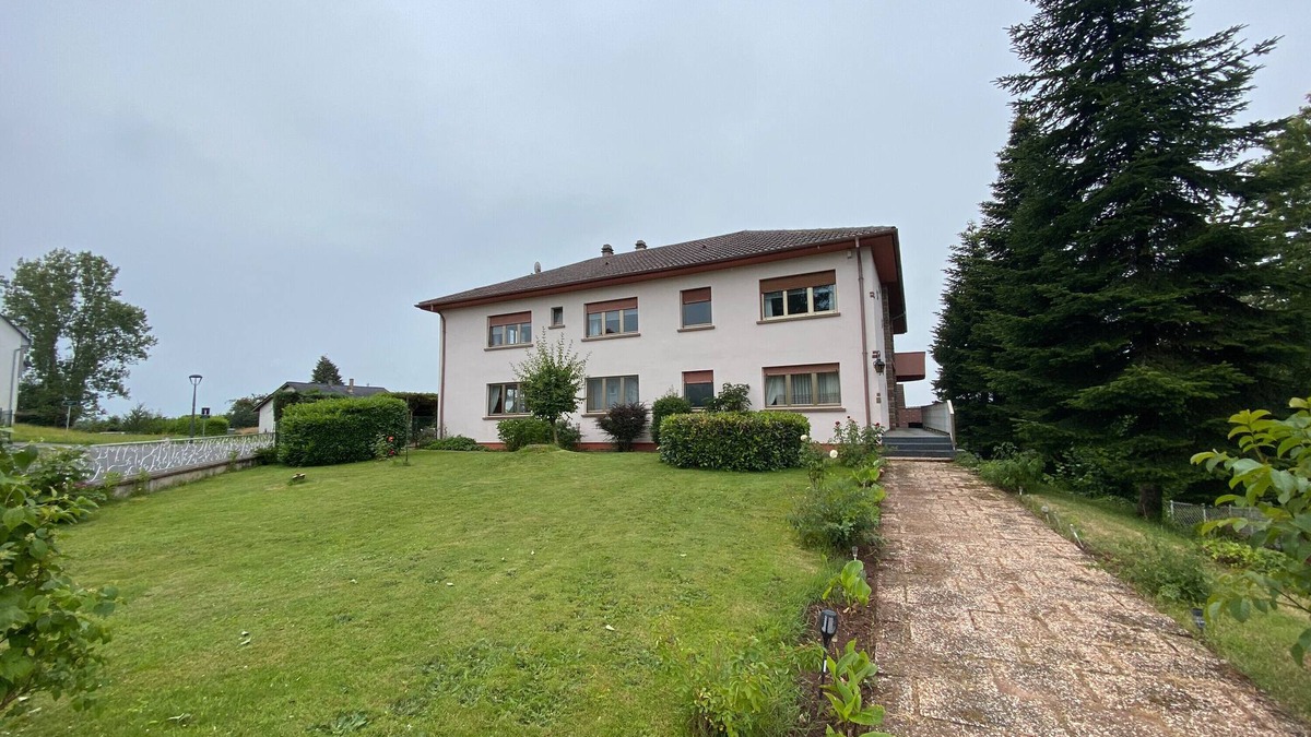 La Petite-Pierre Apartment | Apartment 'Hebergement Dans Villa Du Kirchberg' with Private Garden, Balcony and Wi-Fi