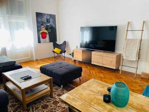 Osijek Apartment | Apartment Helios - self check in, strict center