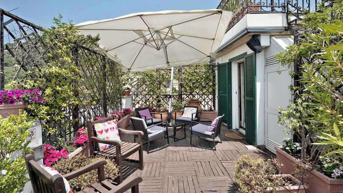 Magazzeno Apartment | Apartment 'Hepburn' with Sea View, Wi-Fi and Air Conditioning