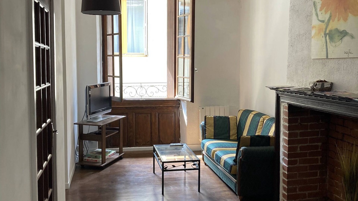 Marvejols Apartment | Apartment Historic Center 1