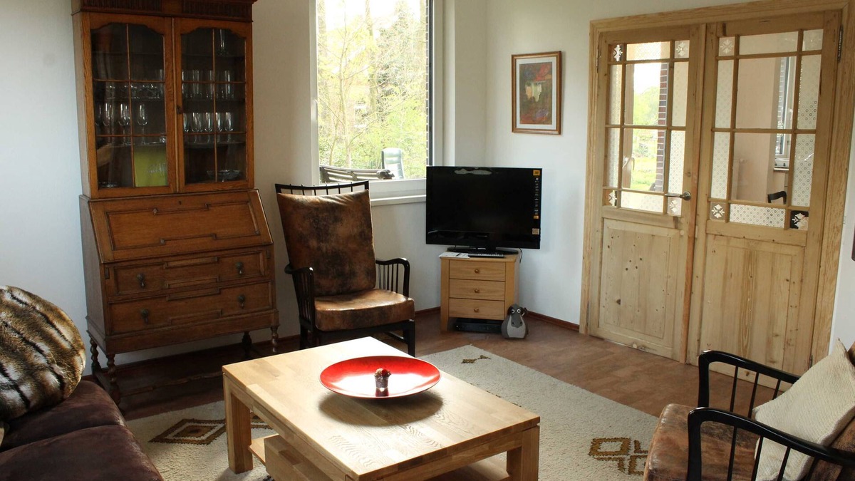 Detern Apartment | Apartment Hofmann, Ground floor - Ferienwohnungen Hofmann, 55161