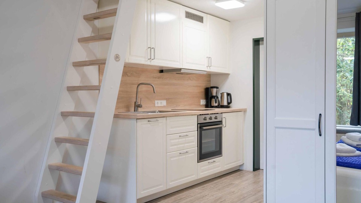 Esgrus Apartment | Apartment house Brunsholm apartment 2 with loft