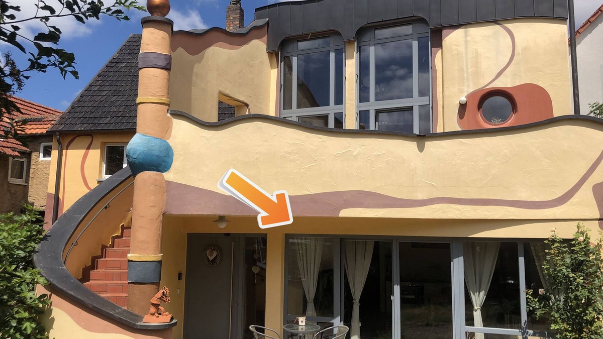 Marktheidenfeld Condo | Apartment Hundertwasser (Old Town - Mainpromenade - private parking lot)