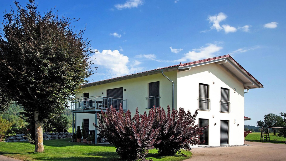 Wuchzenhofen Apartment | Apartment 'Im Allgäu - Biber 1' with Private Terrace, Shared Garden and Wi-Fi