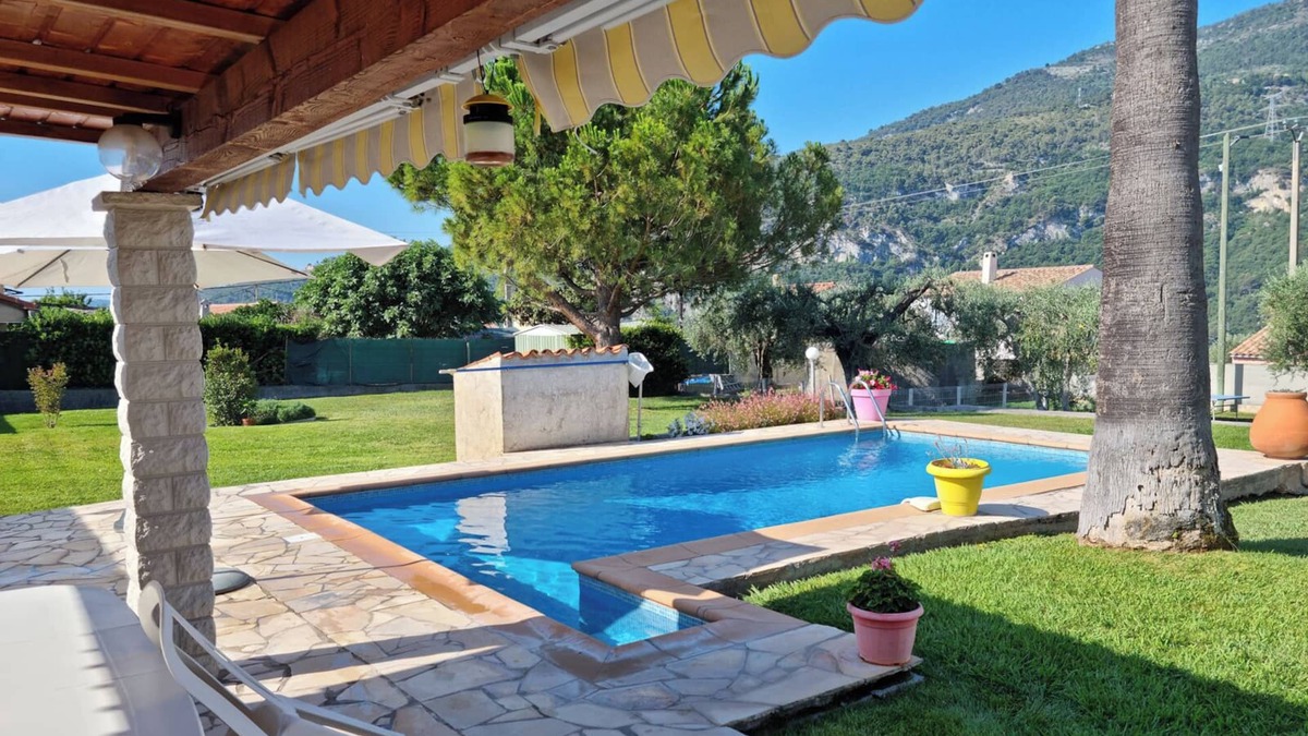 Saint-Martin-du-Var Villa | APARTMENT INDEPENDENT, SWIMMING POOL, CLOSE SEA, 4 PEOPLE + 1 CHILD - 2 YEARS